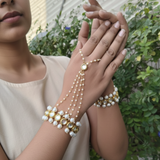 Kundan bracelet (hathphool)