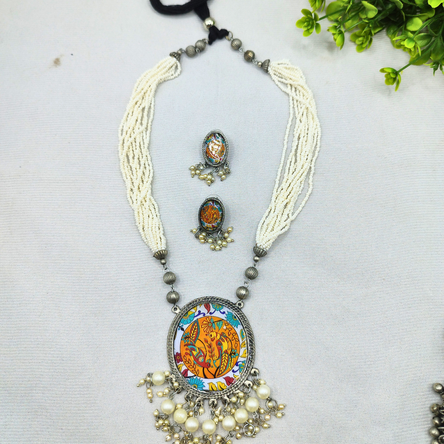 Madhubani Grace handcrafted necklace