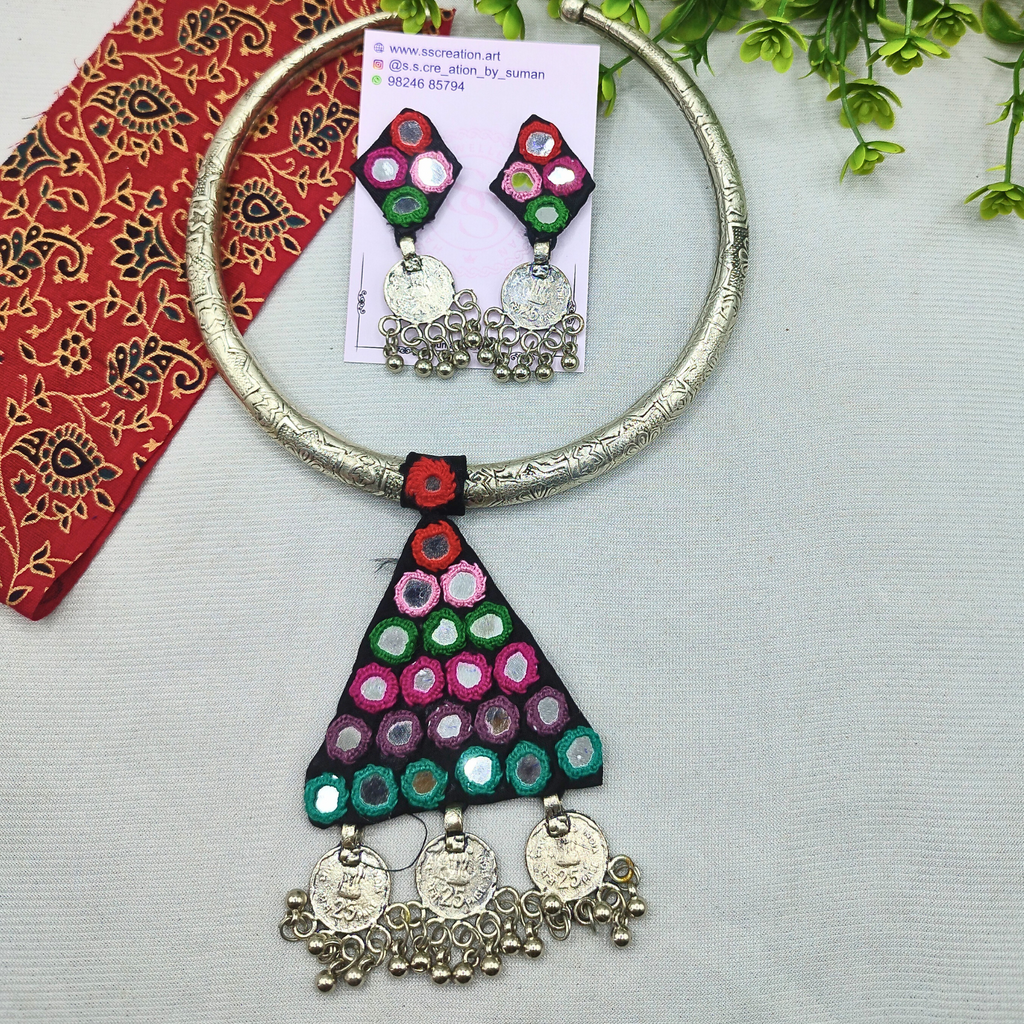 Mirror Hasli necklace