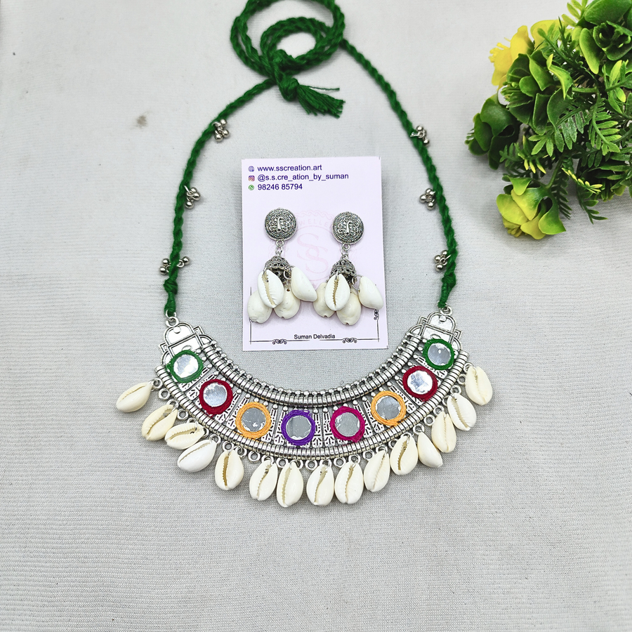 Shankhini Saaj Hasli Necklace