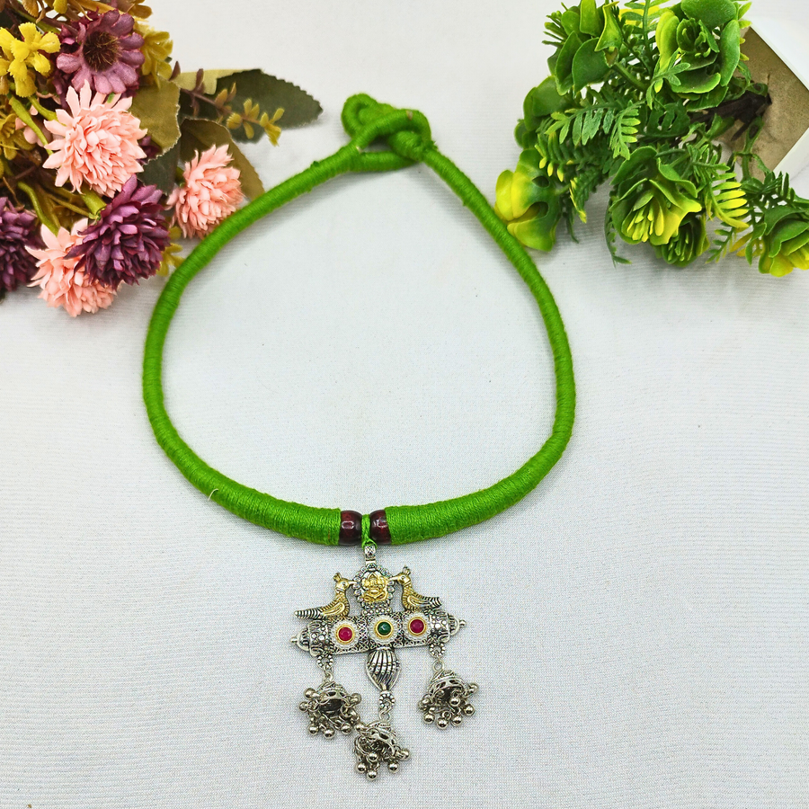 Parrot colour thread necklace