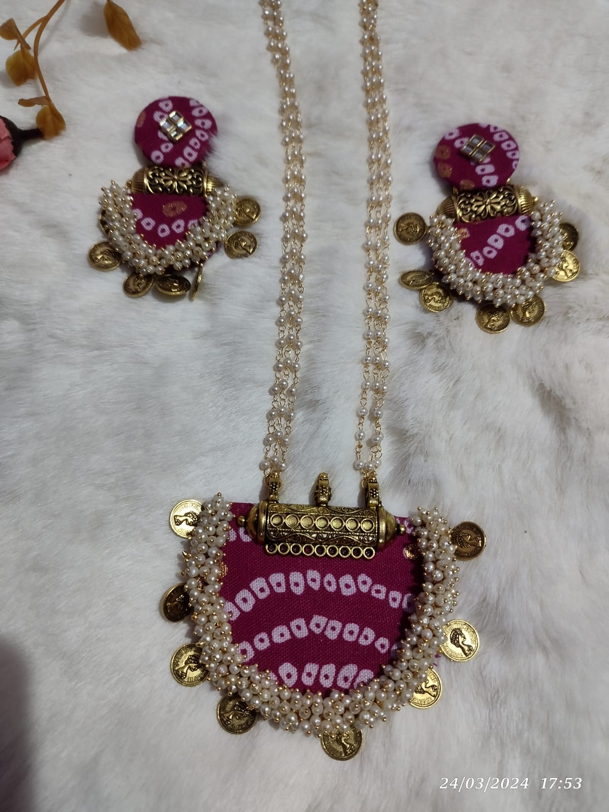 pink fabric Necklace