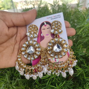 white kundan chandbali
