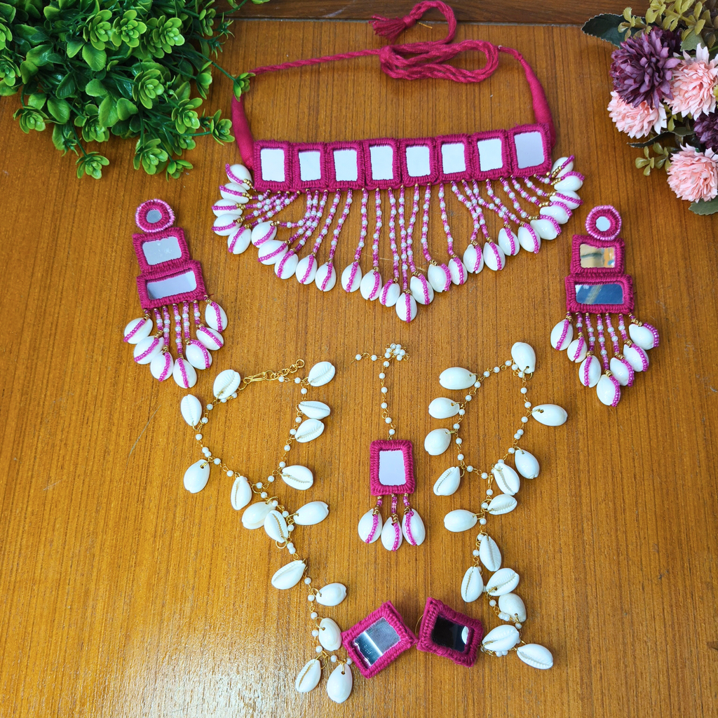 Aabha Cowrie Haldi set