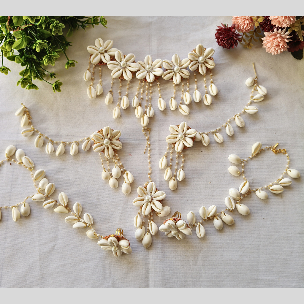 Seashell haldi jewellery